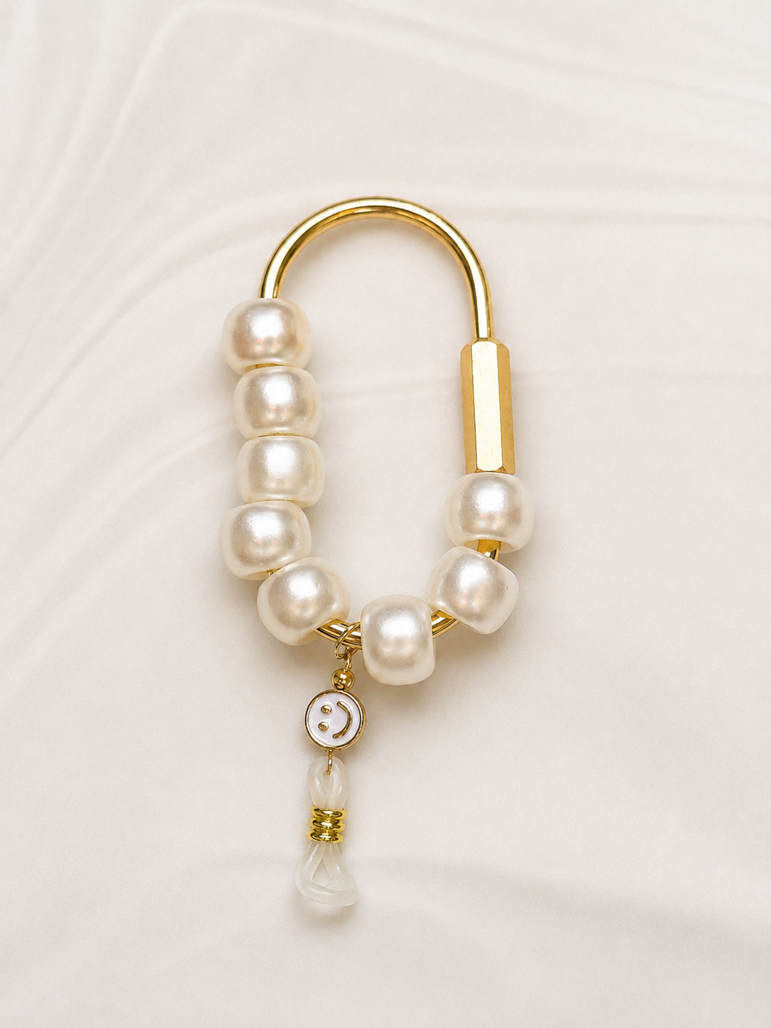 Smiley Bag Charm (Sunglass Holder)